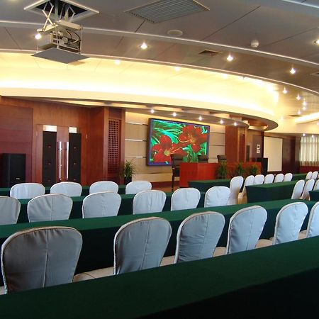 Kunming Golden Spring Hotel Dış mekan fotoğraf