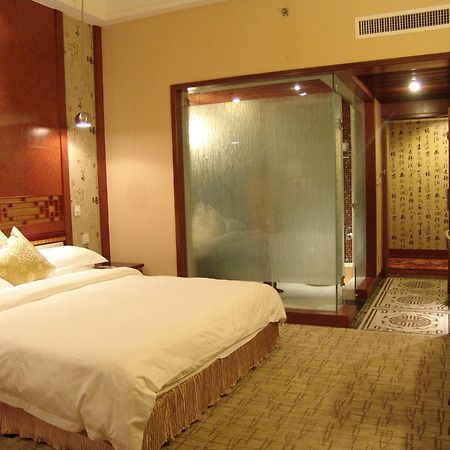 Kunming Golden Spring Hotel Dış mekan fotoğraf
