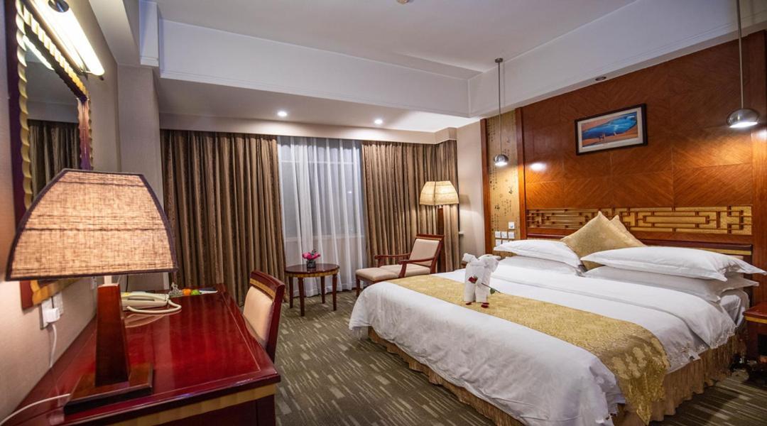Kunming Golden Spring Hotel Dış mekan fotoğraf