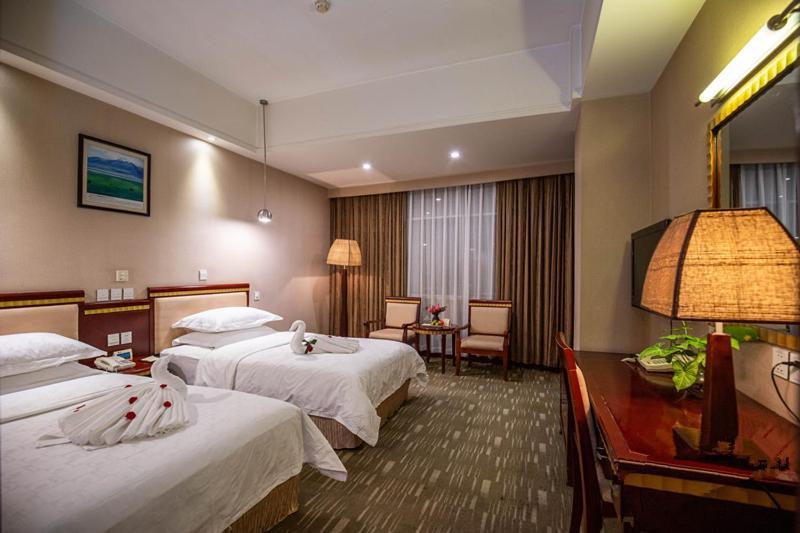 Kunming Golden Spring Hotel Dış mekan fotoğraf