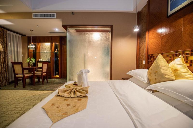 Kunming Golden Spring Hotel Dış mekan fotoğraf