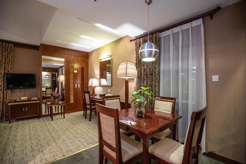 Kunming Golden Spring Hotel Dış mekan fotoğraf