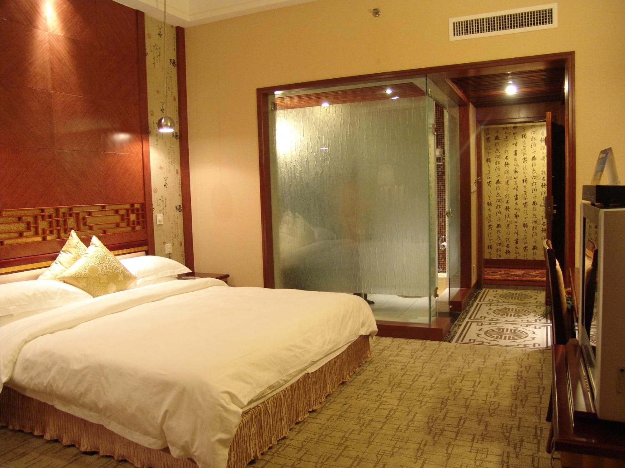 Kunming Golden Spring Hotel Dış mekan fotoğraf