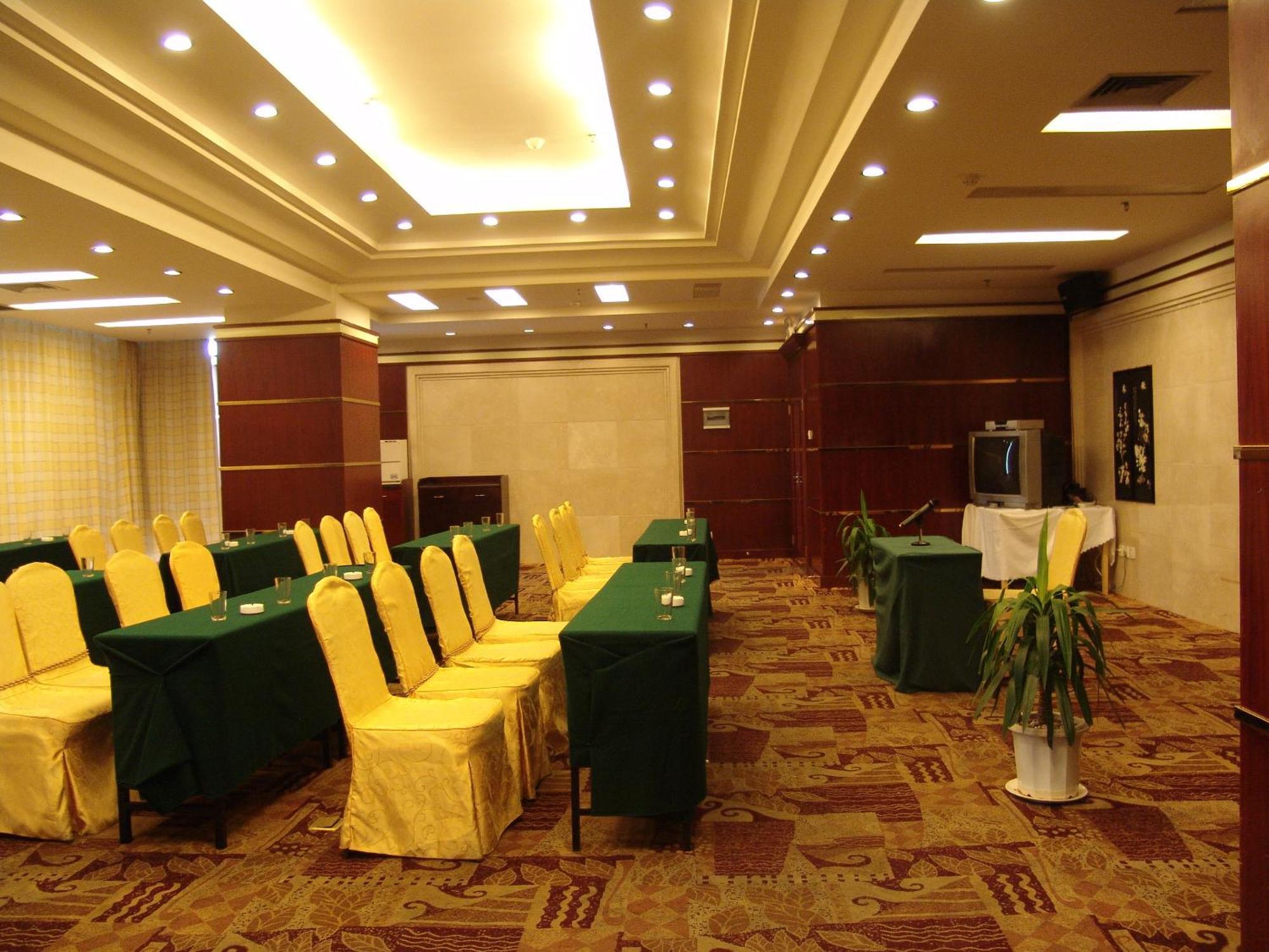 Kunming Golden Spring Hotel Dış mekan fotoğraf