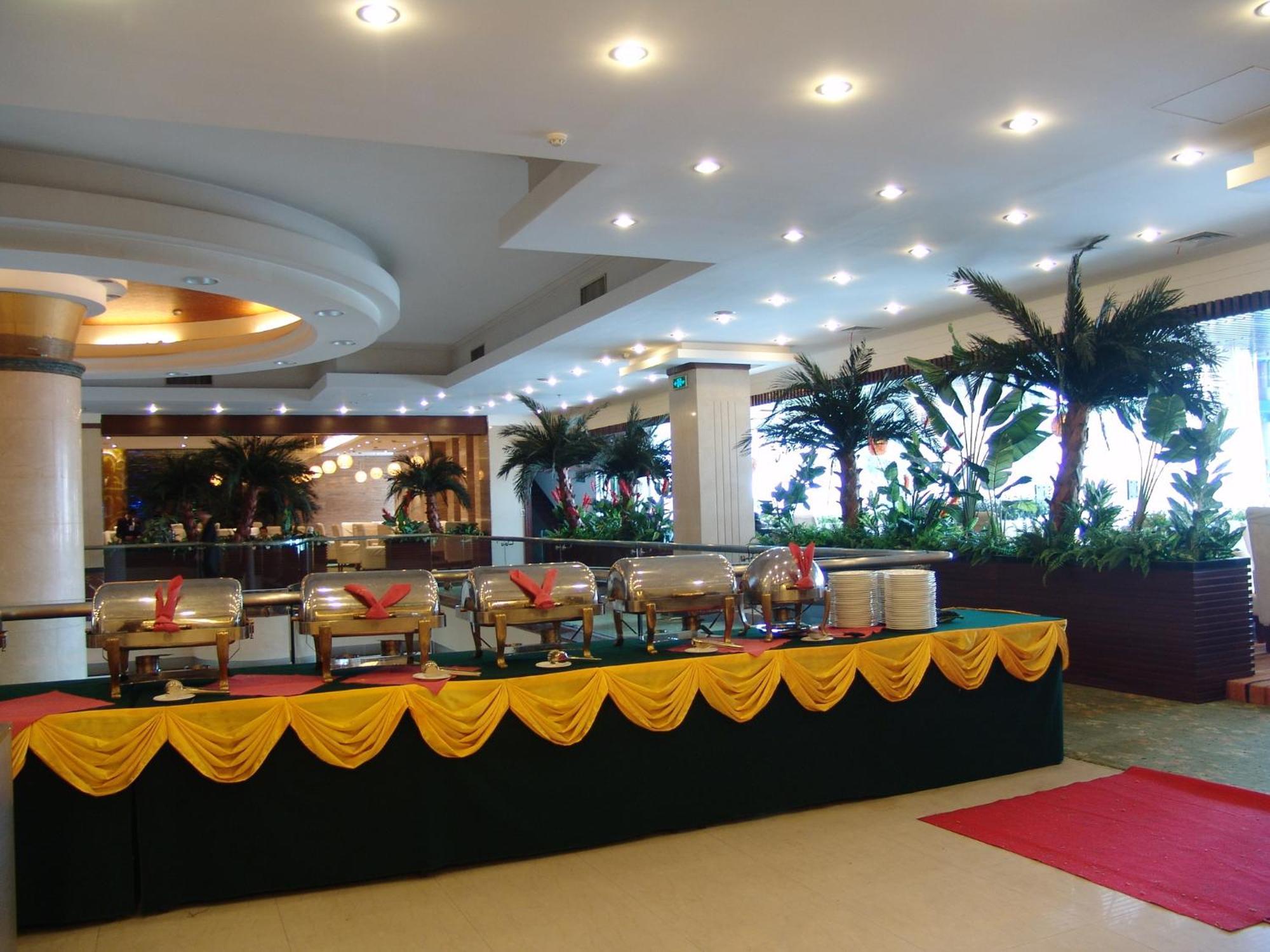 Kunming Golden Spring Hotel Dış mekan fotoğraf