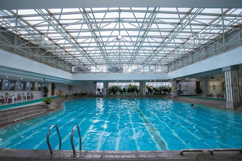 Kunming Golden Spring Hotel Dış mekan fotoğraf